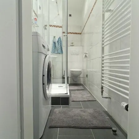 Topcitylage 53qm بيت للعطل *